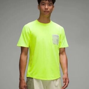 Lululemon Ventilated Hiking Short Sleeve T Shirt highlight Yellow Size Small NWT